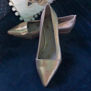 Like new Boden flats